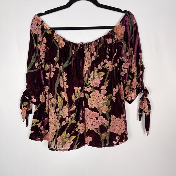 Francescas S Burgundy Red Floral Velvet Off The Shoulder Blouse Top Split Back - Picture 2 of 11